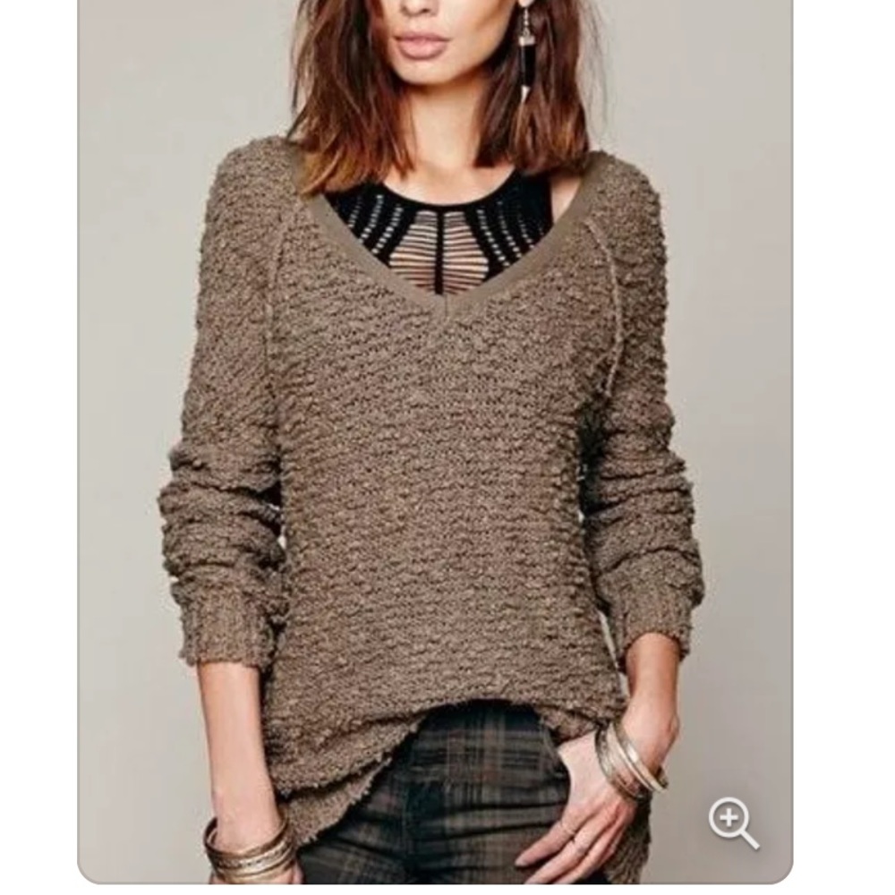 NWOT Free People V Neck Lofty Boucle Sweater Olive
